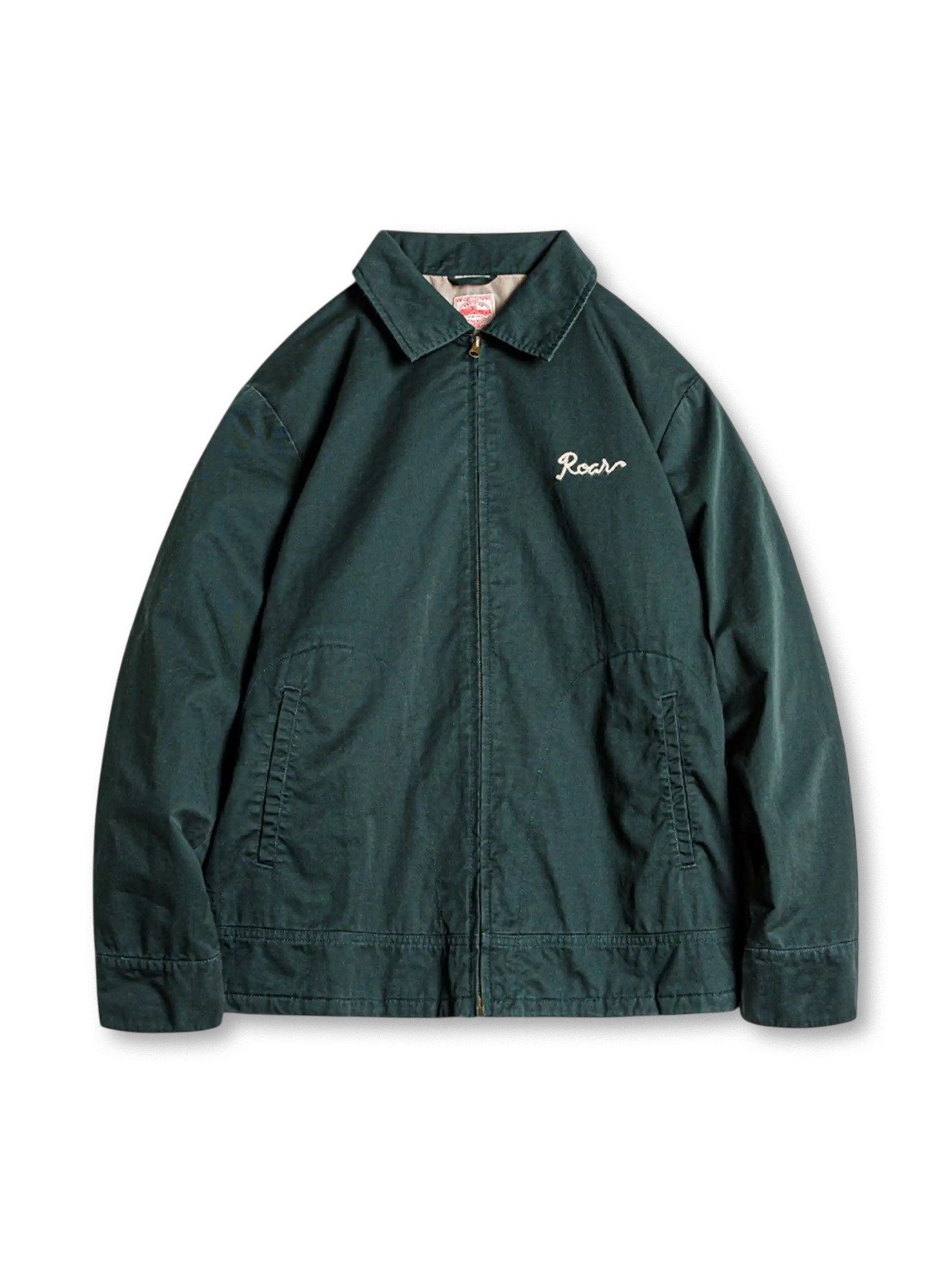 ダークグリーンのコットン製コーチジャケット、胸に虎頭モチーフの刺繍、フロントジップ仕様