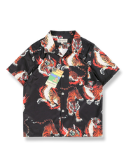 大胆な虎柄のハワイアンシャツ