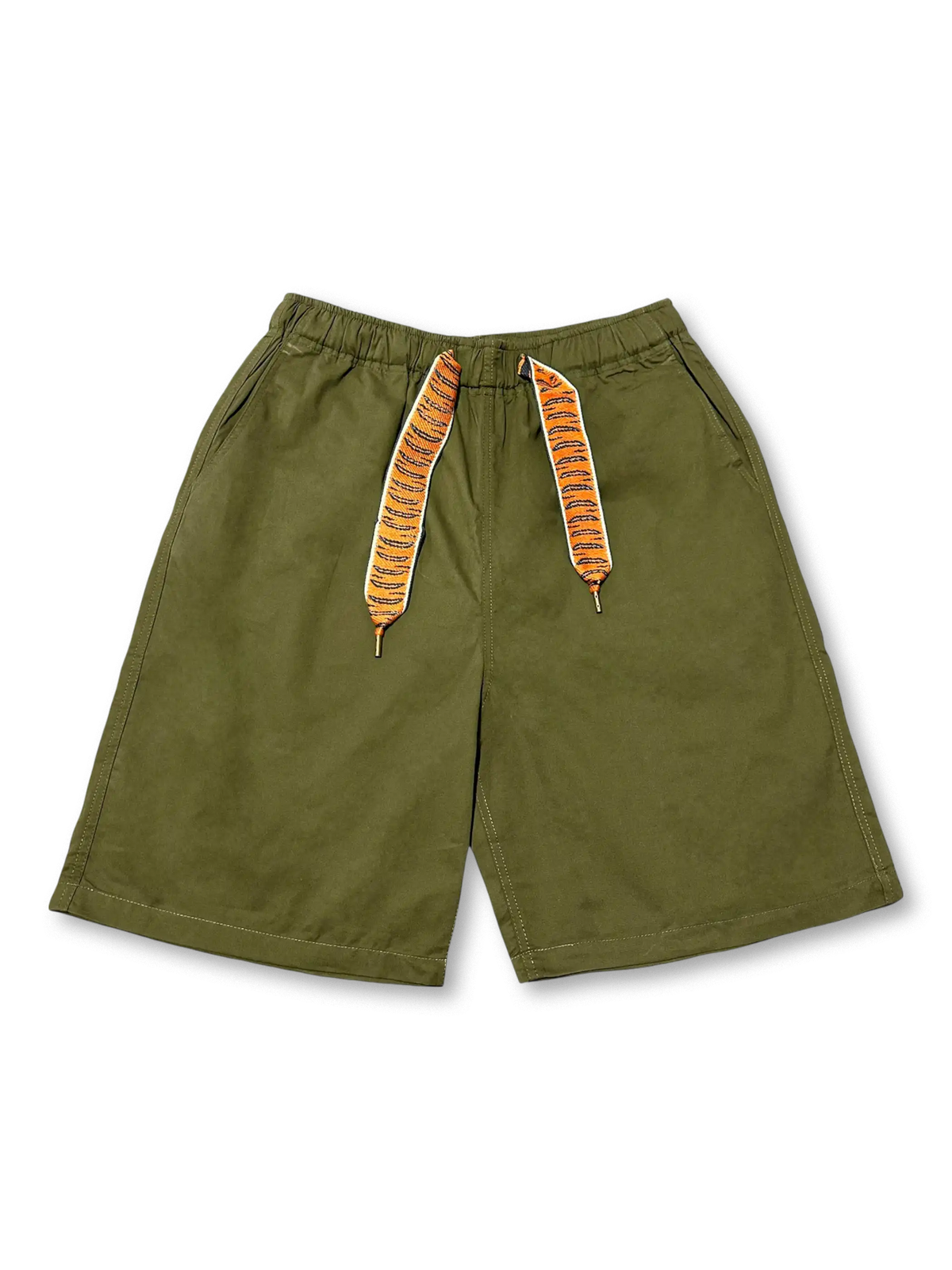 90年代ストリートカルチャー由来のタイガーストライプ柄が特徴のコットン100％ショーツ