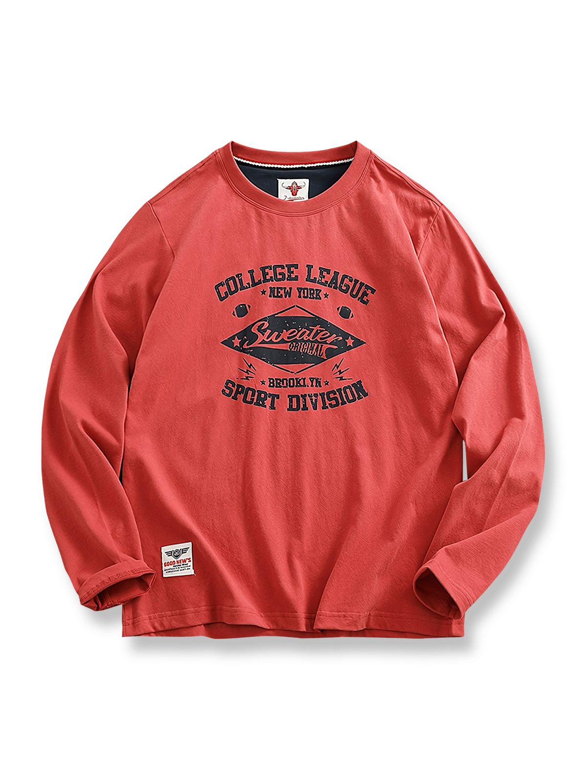 白い長袖Tシャツ、ヴィンテージカレッジ風のプリント付き