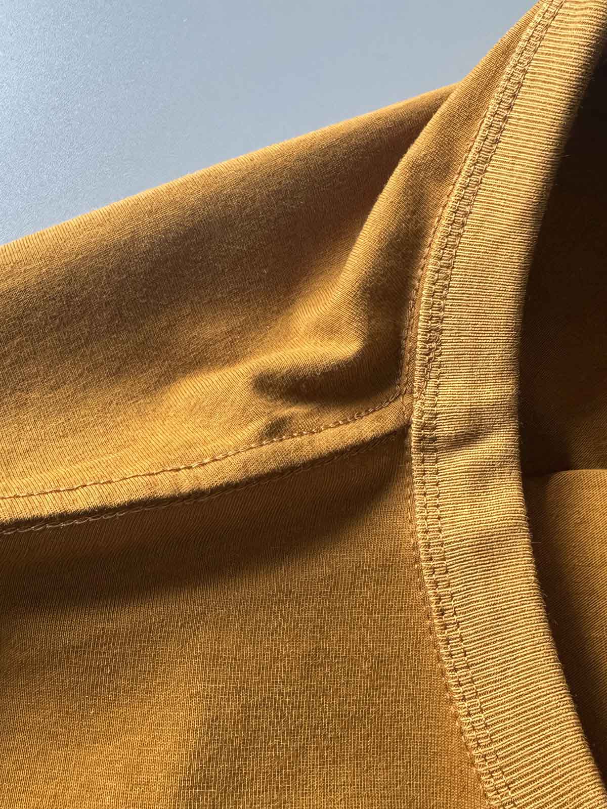  Tシャツのプリントディテール画像