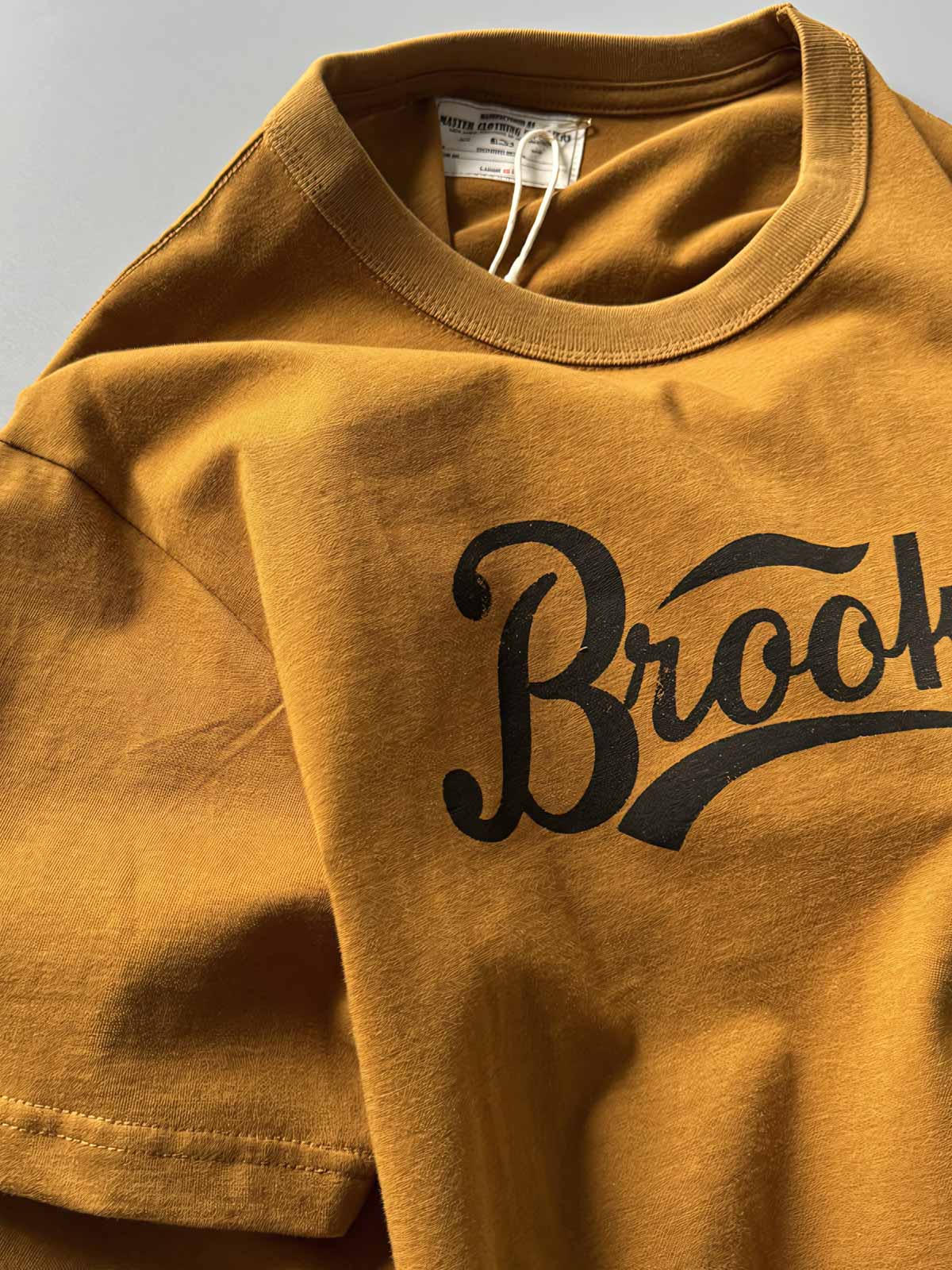  Tシャツのプリントディテール画像