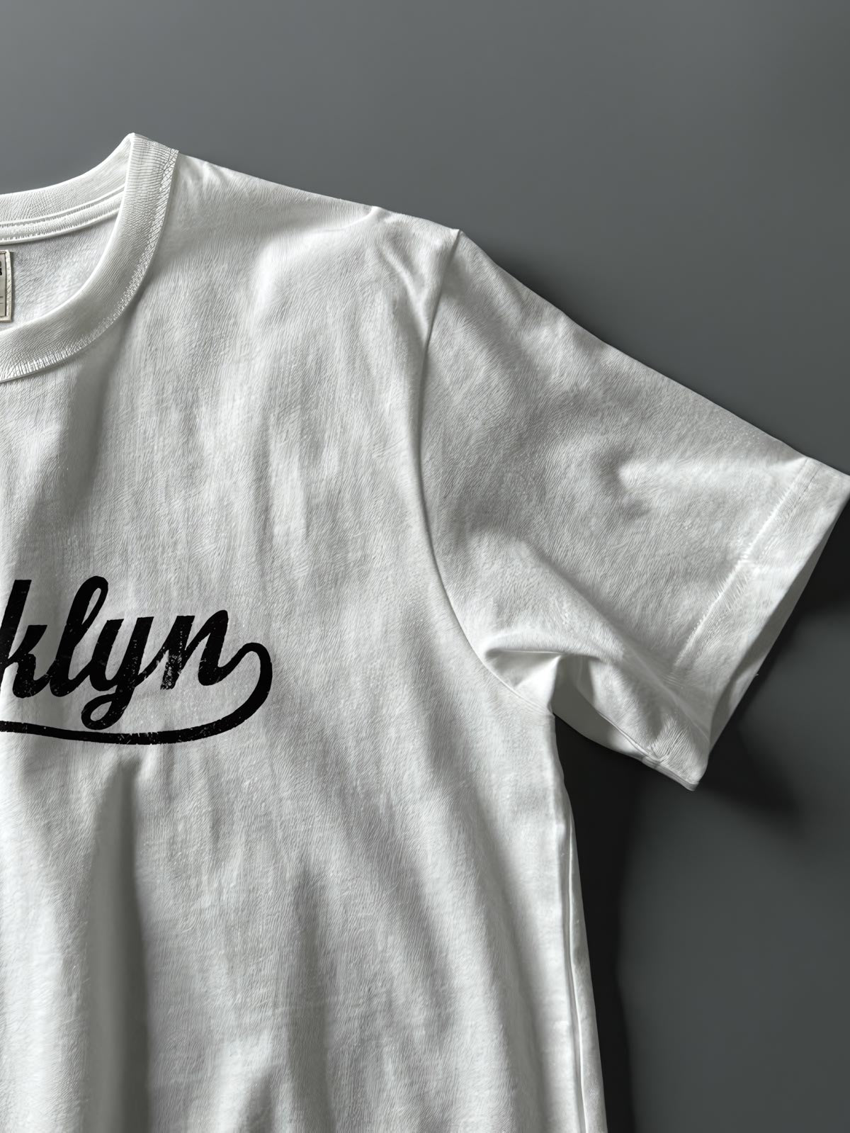  Tシャツのプリントディテール画像