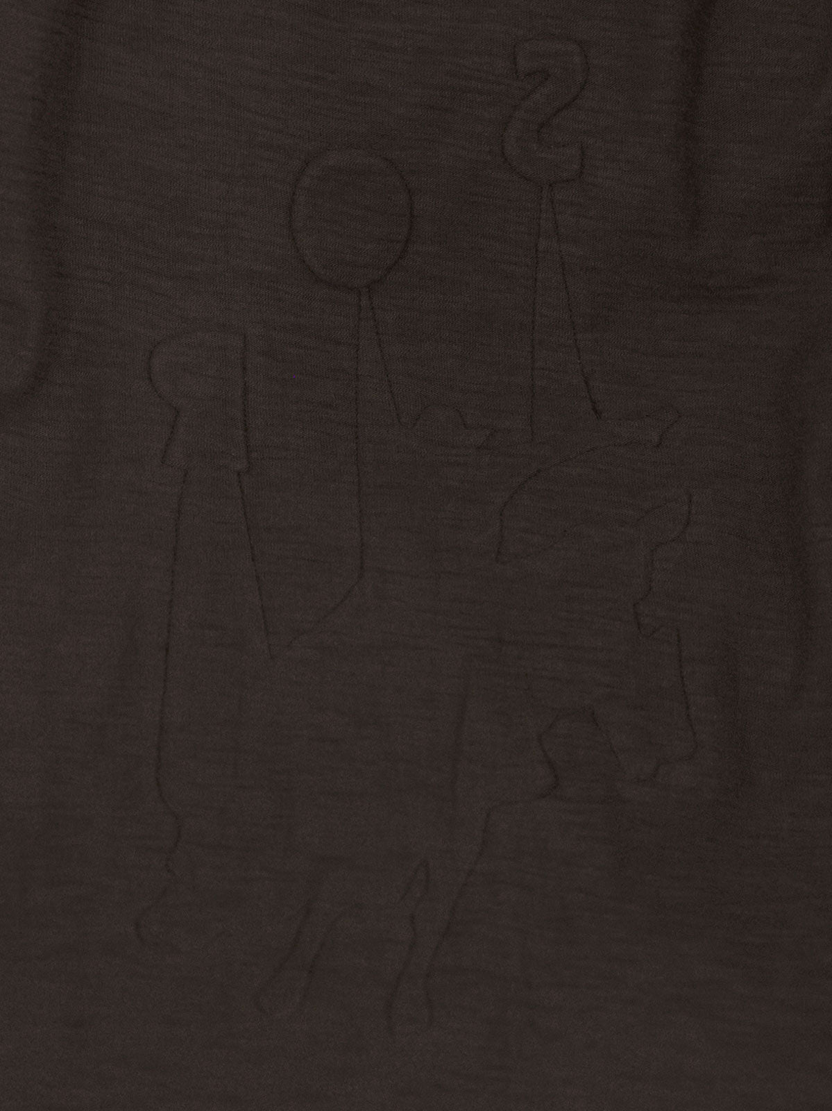  Tシャツの胸ポケットとインディアンチーフプリントのディテール