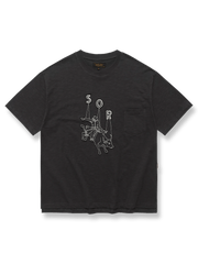 ヴィンテージ風のクロスネックポケットTシャツの全体図