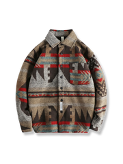 インディアン民族柄を配した保温性の高いウールシャツジャケット。
