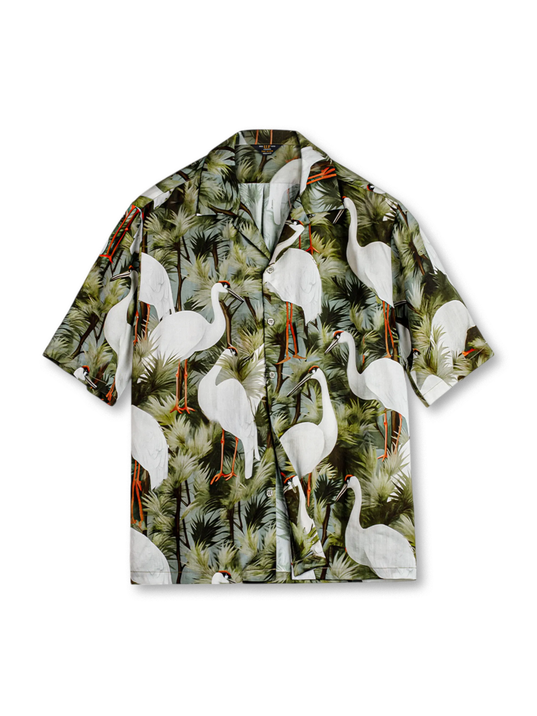 鶴と松の浮世絵柄プリントとリヨセル素材が特徴の開襟シャツ