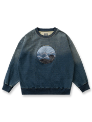 浮世絵「波」を手縫い刺し子で再現し、インディゴ染めウォッシュ加工を施した100%コットンスウェット。