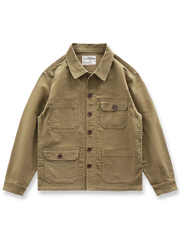 ブラッシュド＆ウォッシュ加工と多彩なポケットが特徴のワークジャケット。