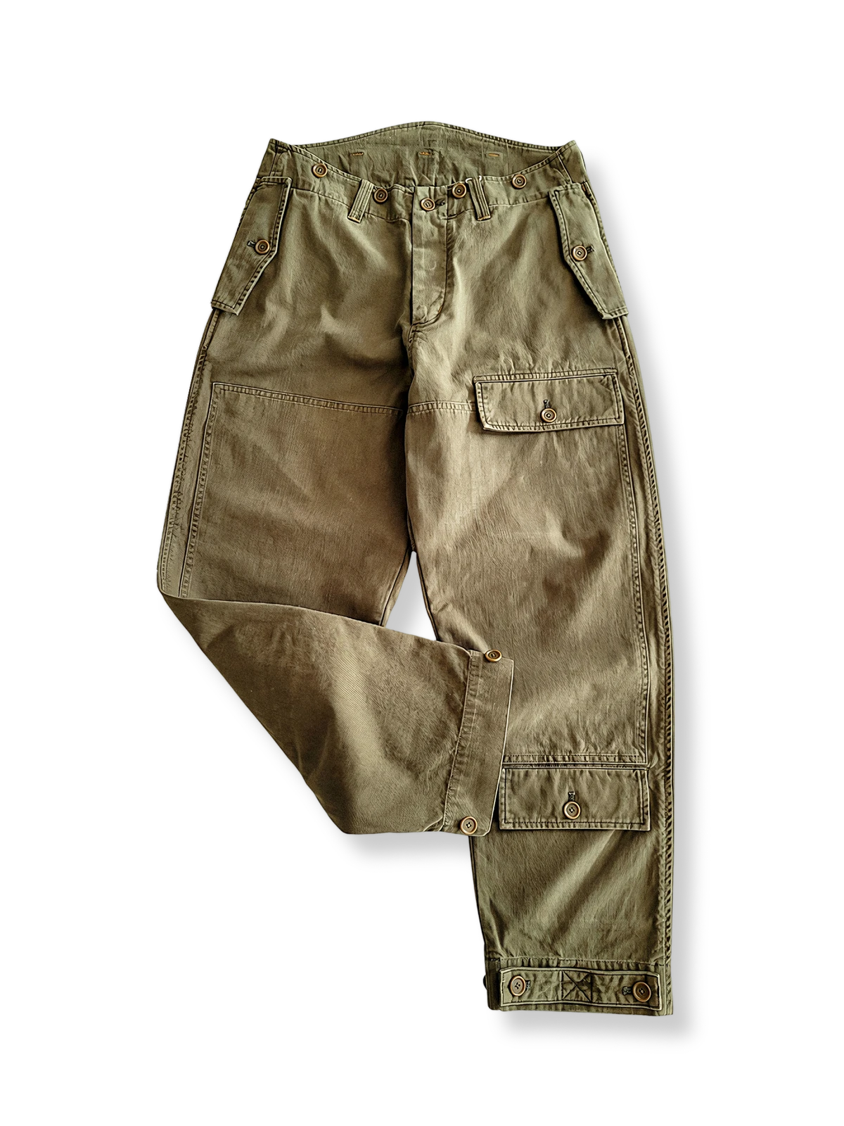 ビンテージスタイルのルーズフィットコットンワークパンツ