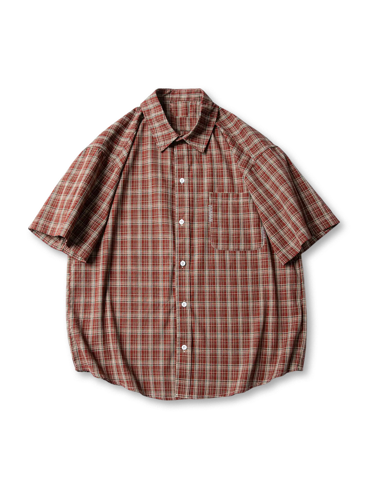 刺繍パッチがアクセントのブリーチドウォッシュコットン生地のマドラスチェック半袖シャツ