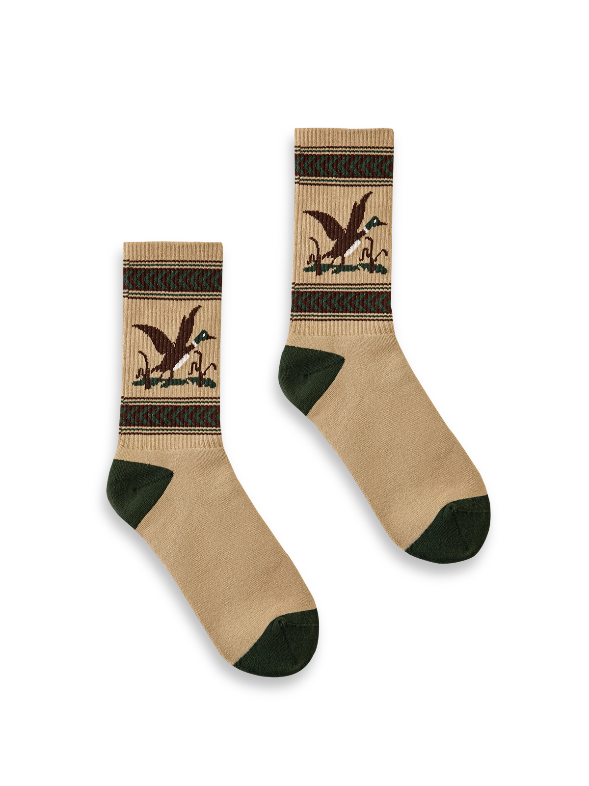 雁柄パイル編みのクルーソックス。柔らかなコットン混紡素材と立体ヒールで快適な履き心地を実現。