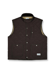 ヴィンテージ感漂うダイヤモンドキルティングのハンティングベスト