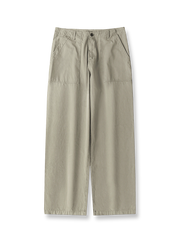 ヴィンテージカーキストレートワークパンツ。