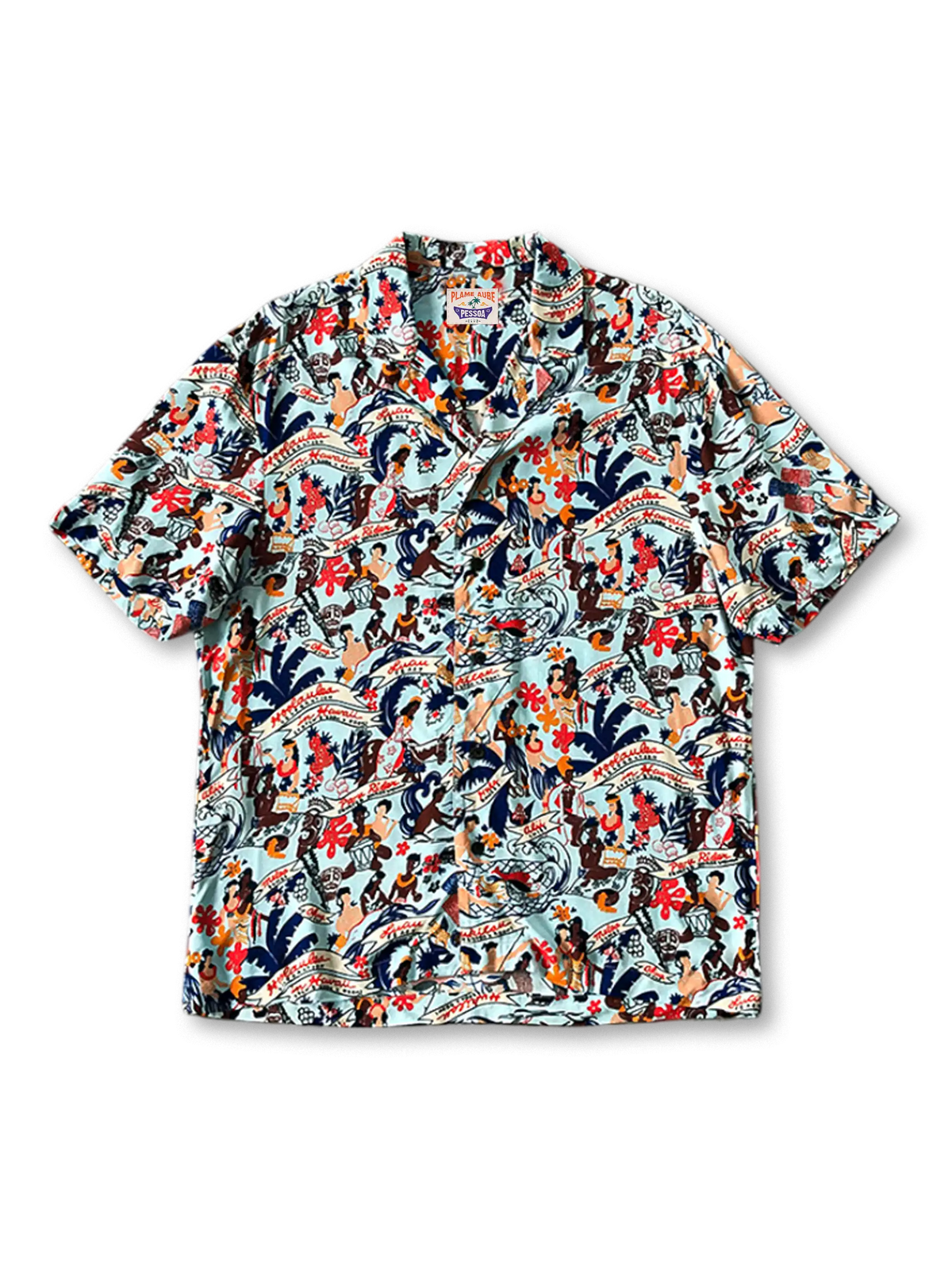光沢ある薄手レーヨンにハワイアンモチーフをプリントしたヴィンテージアロハシャツ