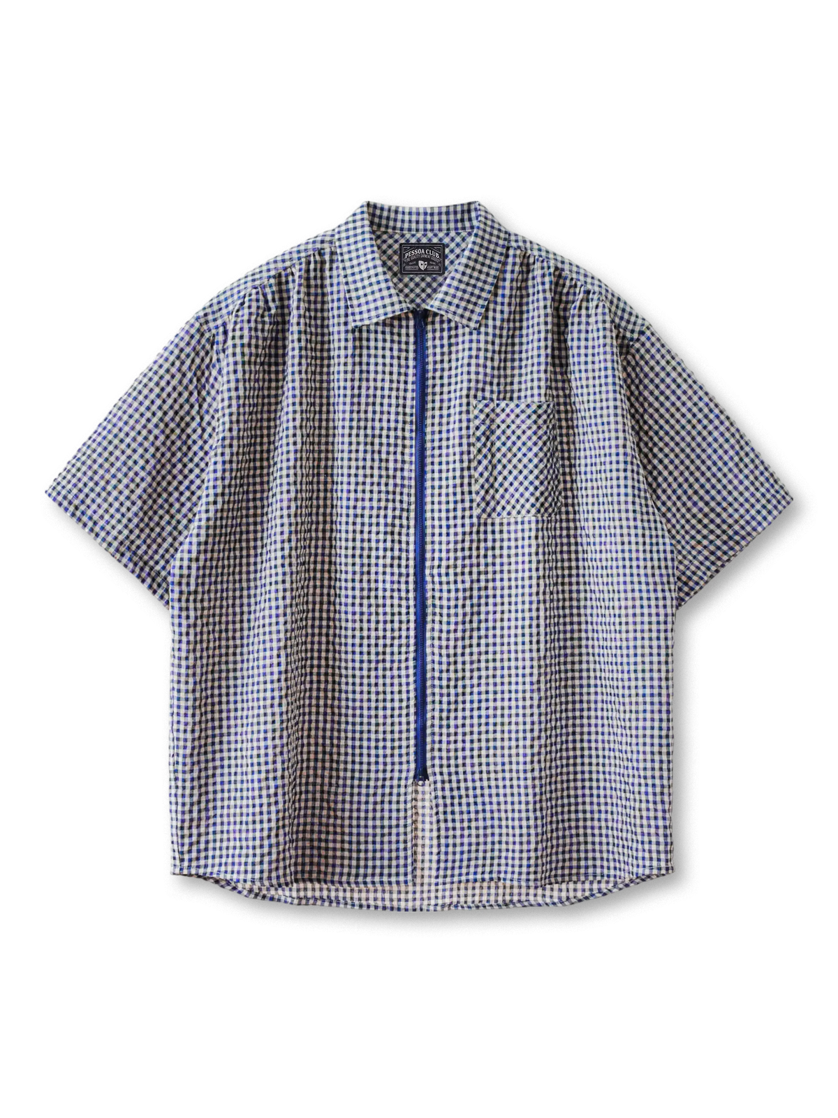 麻混シアサッカー生地のギンガムチェックが映えるジップアップシャツ