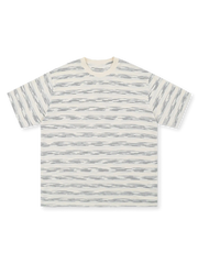 スラブコットン素材の自然な凹凸と吸汗速乾性が特徴のヴィンテージマリンボーダーTシャツ