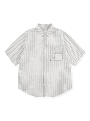 薄手のシアサッカー生地にストライプが映えるヴィンテージシャツ