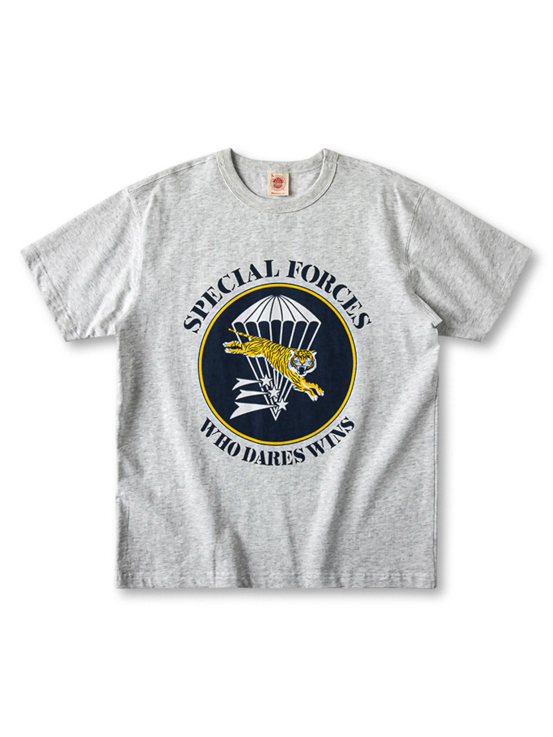 ヴィンテージタイガーパーラシュートTシャツ全体像（オリーブグリーン・グレー）
