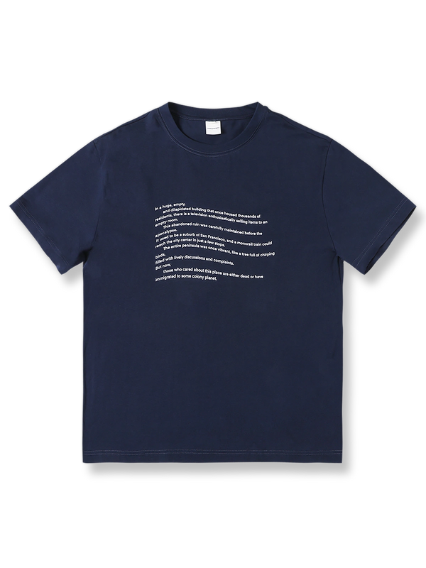 ヴィンテージツイストレタープリントクロップド半袖Tシャツ。