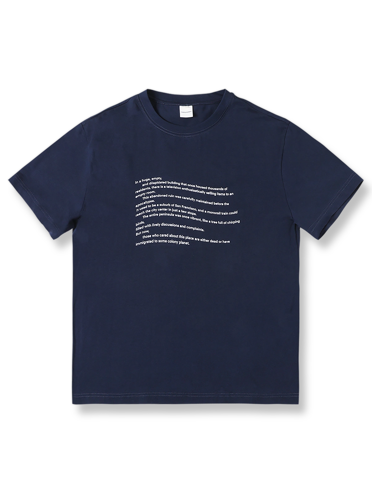 ヴィンテージツイストレタープリントクロップド半袖Tシャツ。