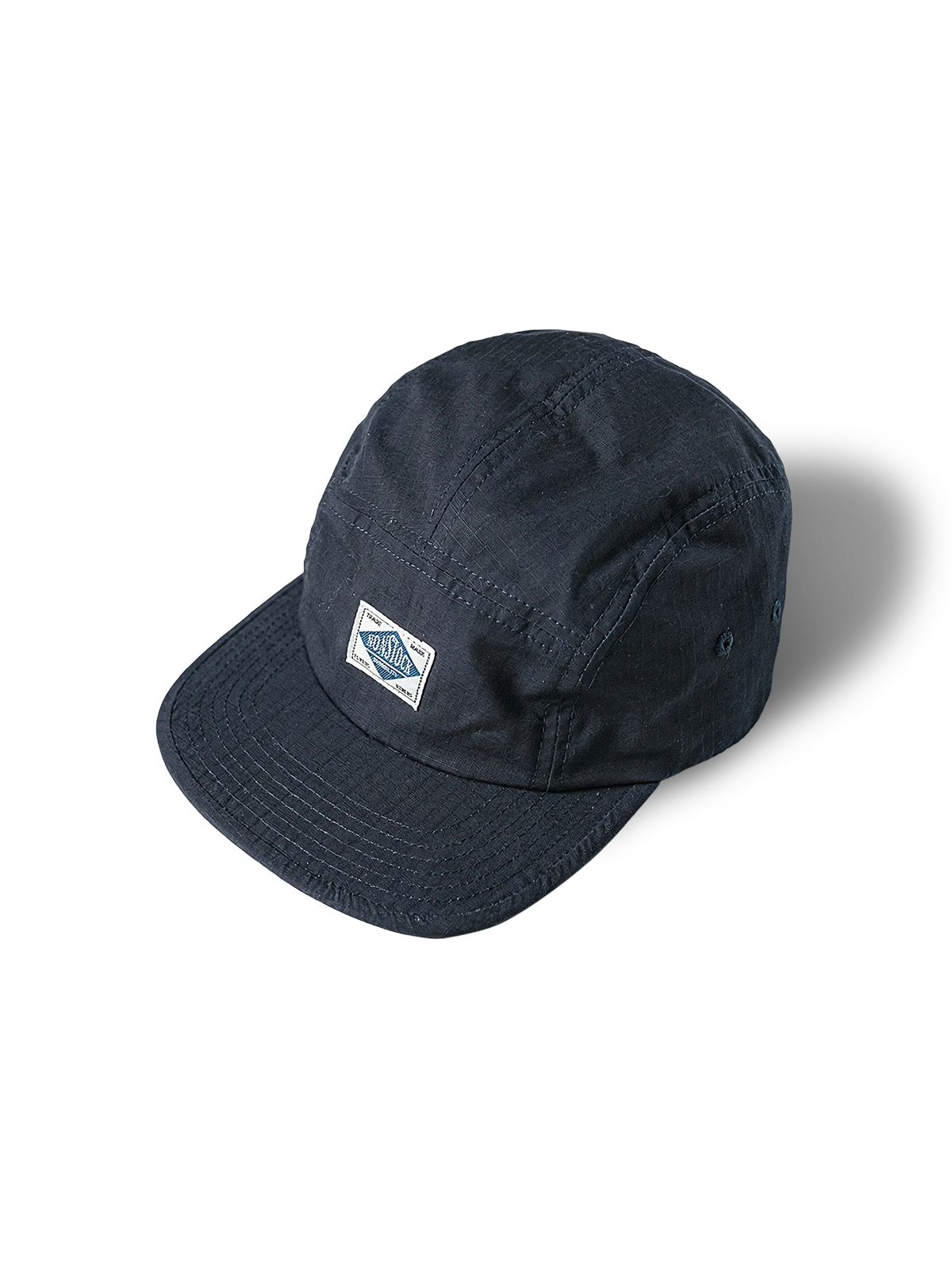 ビンテージウォッシュ加工が施されたコットンキャップ。