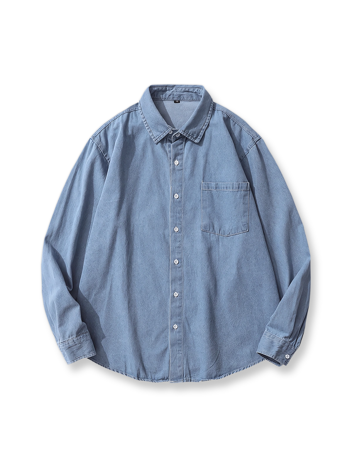 ヴィンテージウォッシュ加工が施された長袖デニムシャツの前面が見える商品画像