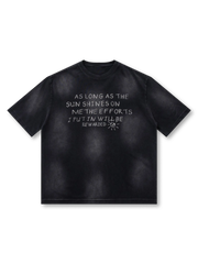 グラデーションウォッシュと励ましのメッセージが特徴のヴィンテージ風Tシャツ