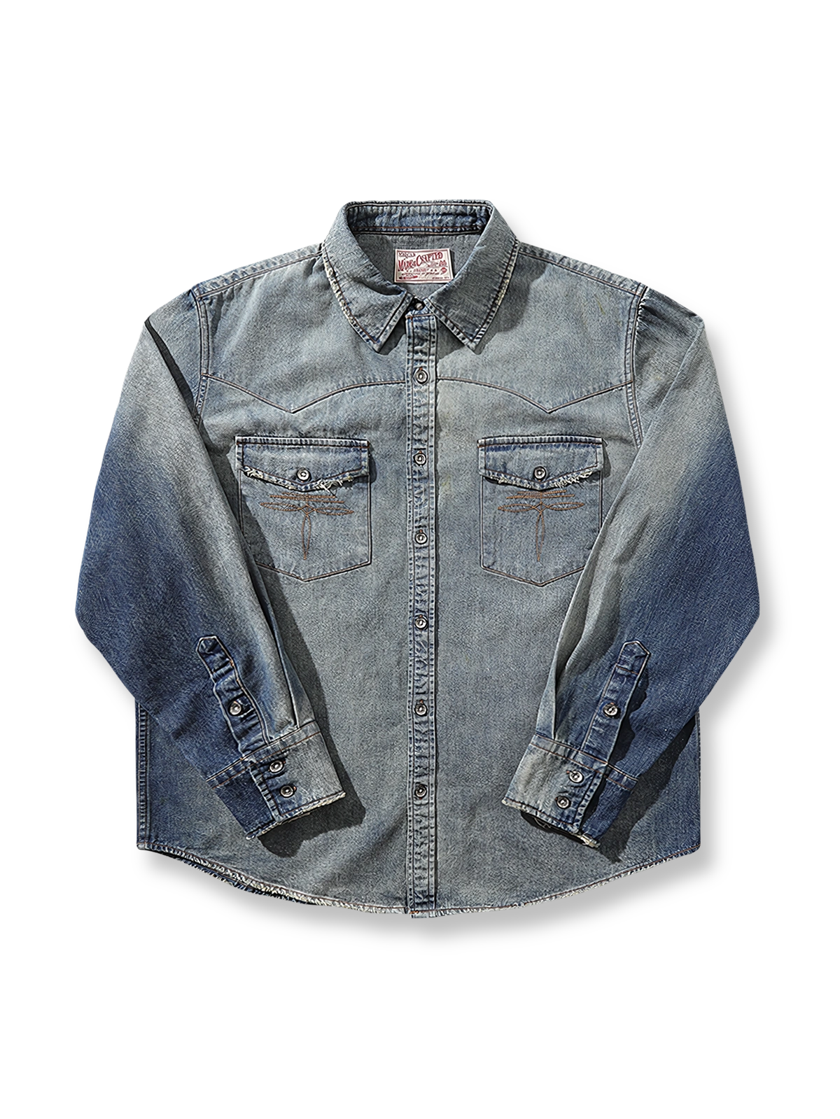 ヴィンテージウォッシュ加工が映えるウエスタン風デニム長袖シャツ