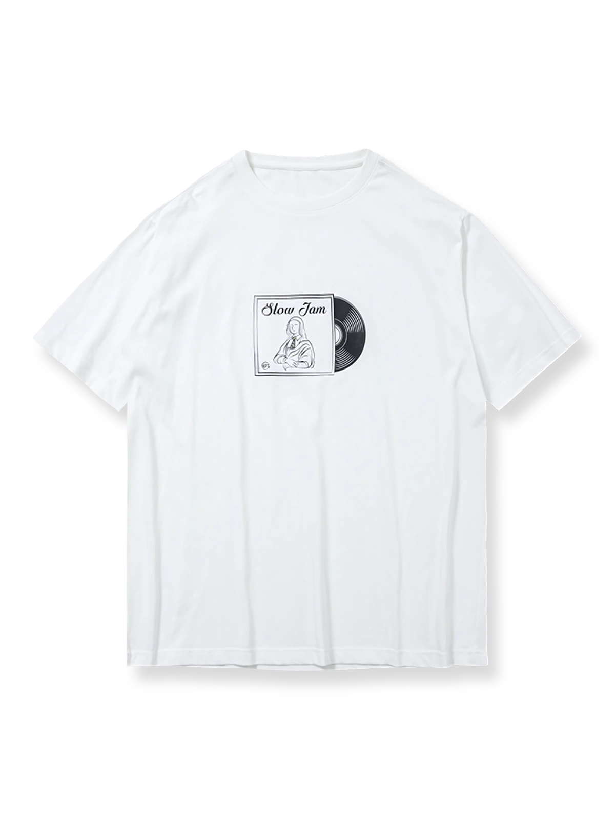 レコード盤をモチーフにした「VINYL RECORD」プリントのクルーネックTシャツ