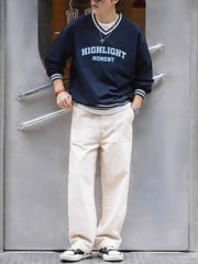 アイビー刺繍 入り  Vネックスウェット