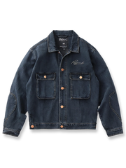 胸ポケットと刺繍が特徴のウォッシュ加工デニムワークジャケット。