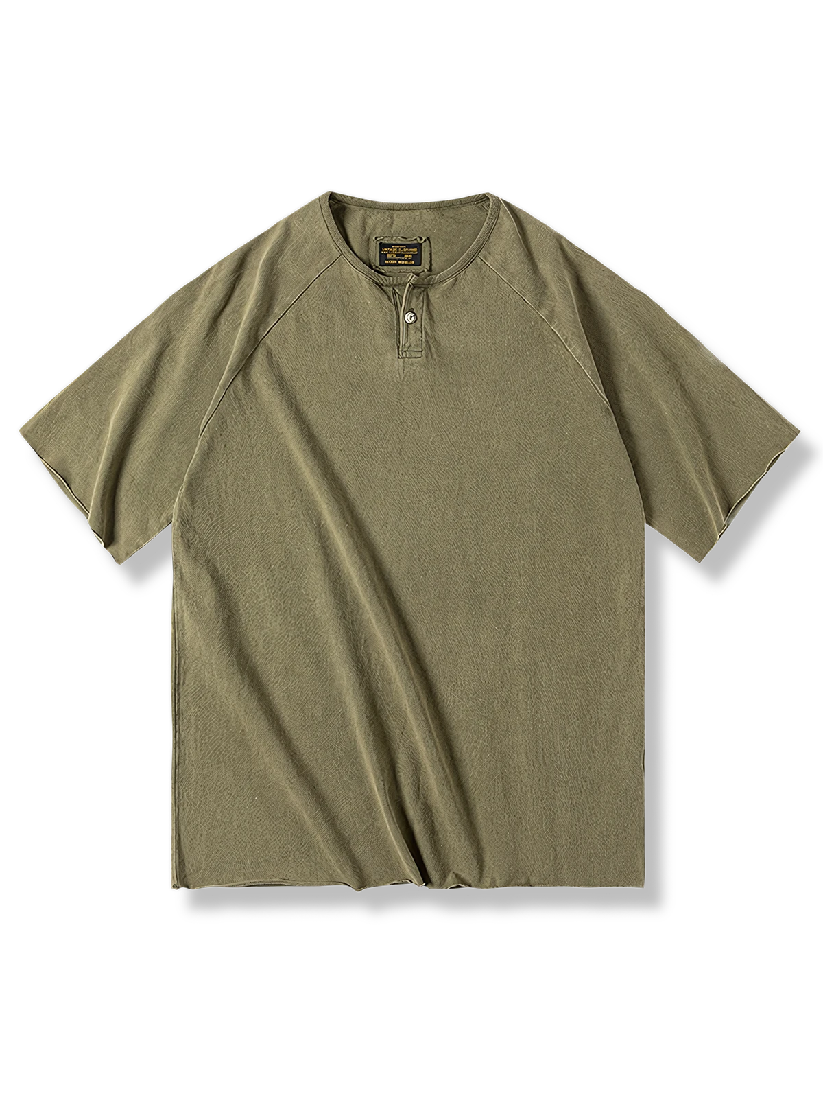 「ウォッシュ加工 ヘンリーネック 半袖Tシャツ」英国由来デザインで春夏のカジュアルスタイルに最適