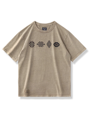 ウォッシュド加工とナバホ柄プリントの半袖Tシャツ
