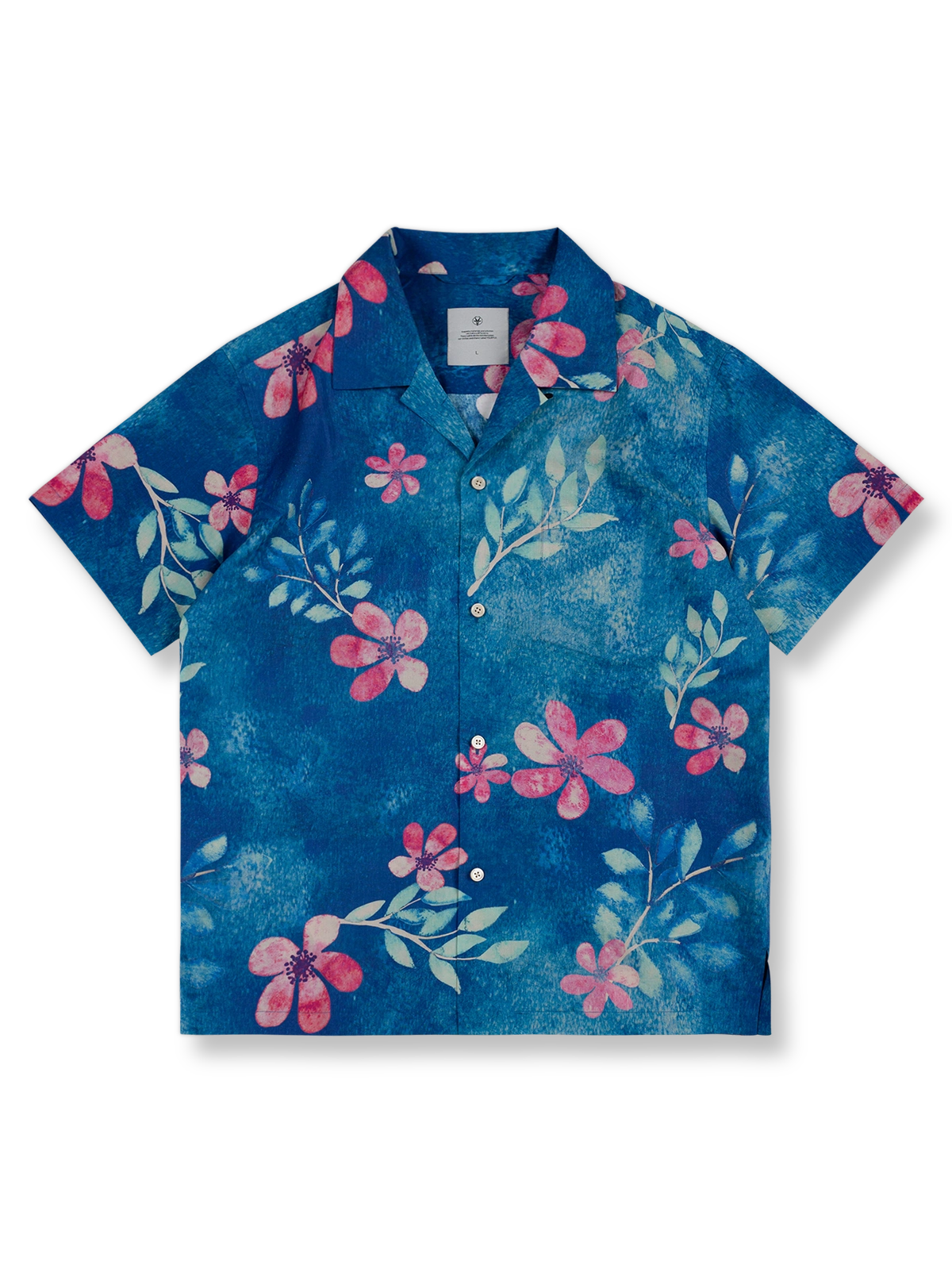 水彩画の花柄プリントリネンキューバシャツ。