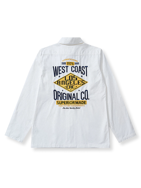 背中に「West Coast」刺繍が施された長袖シャツ