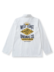 背中に「West Coast」刺繍が施された長袖シャツ