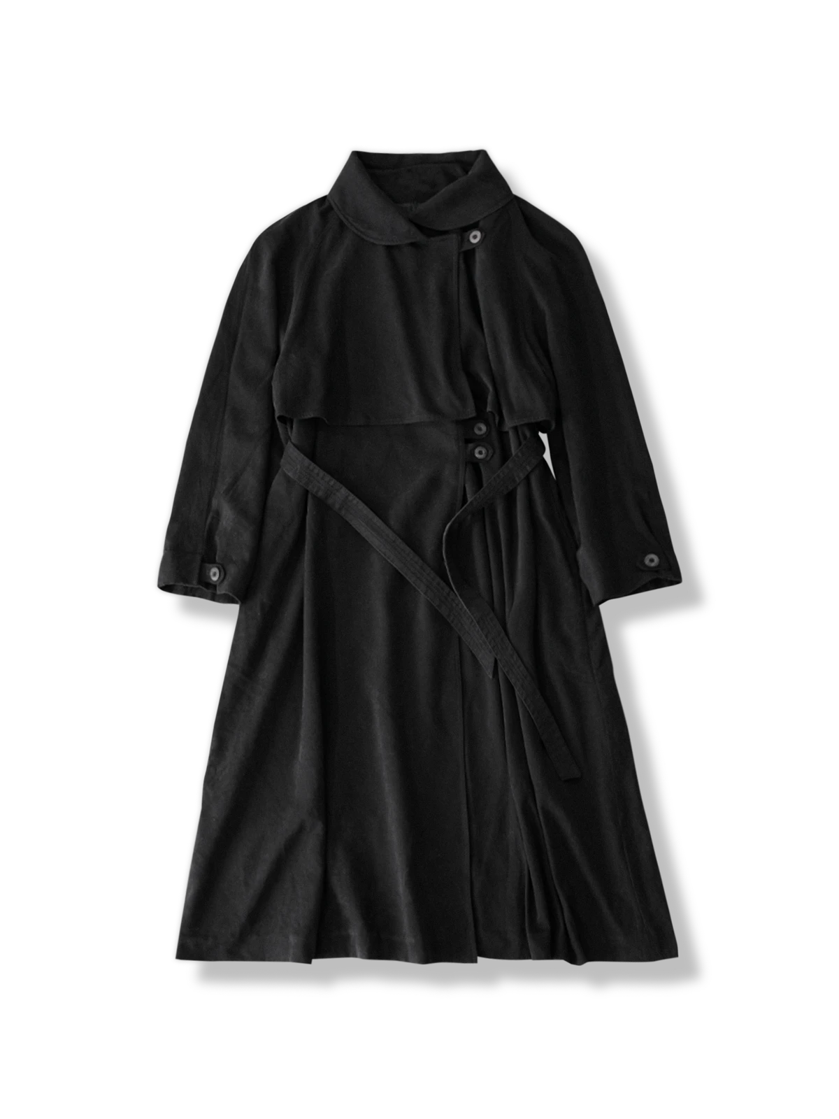 ウール100％のブラックトレンチコート