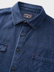 加工済みウォッシュデニムシャツ